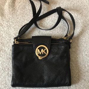 Michael Kors - over the shoulder